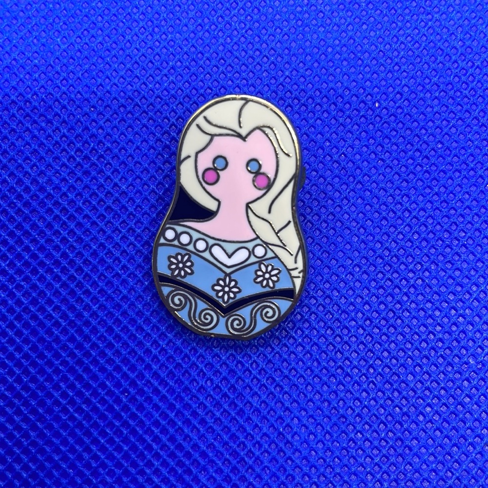 Nesting dolls Collection- Trading Pin- Featuring Elsa
